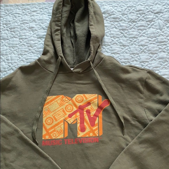 MTV cropped green hoodie Size Medium - Picture 3 of 7